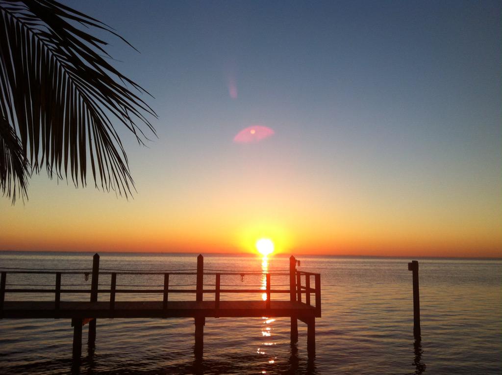 USRepKCastor's tweet photo. Try 2 top this fab photo fr my #TampaBay photo contest! “@IWriteProfiles:#MyFL14 #CoquinaKey #Waterside #SouthStPete http://t.co/pqbtPimIVP”