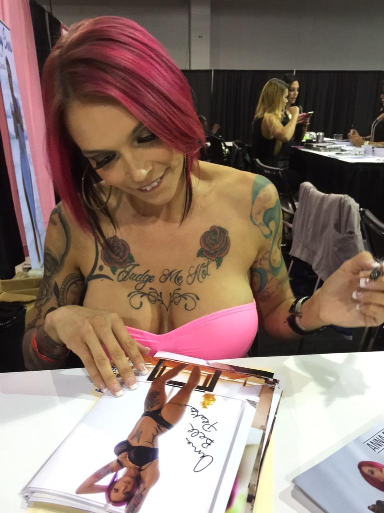 Anna bell peaks fan