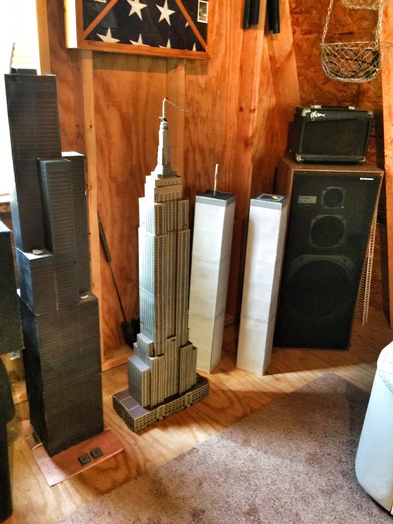 MSGeocaching's tweet photo. Latest addition to the #GeoLair! Giant replicas of Willis Tower, Empire State Bldg, World Trade Center! #geocaching http://t.co/pSpC4J06ZL