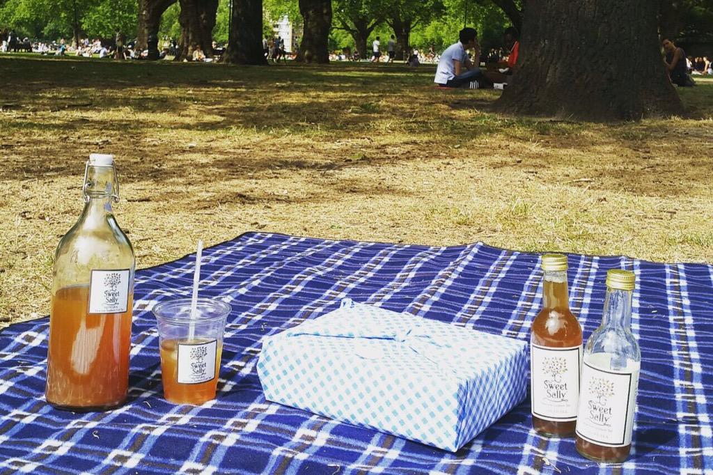 sweetsallytea's tweet photo. Had an amazing afternoon in London Fields! Thanks for the tasty sandwiches and sweet treats @takeabrakeldn! #picnic http://t.co/YPMwF7ZZBb