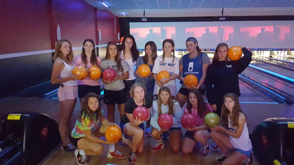 3dGirlsNorCal's tweet photo. Kill it on the lanes, kill it on the field. #watchmewhip #3drollcall #norcaldoescapcup http://t.co/KDSZ965ApY