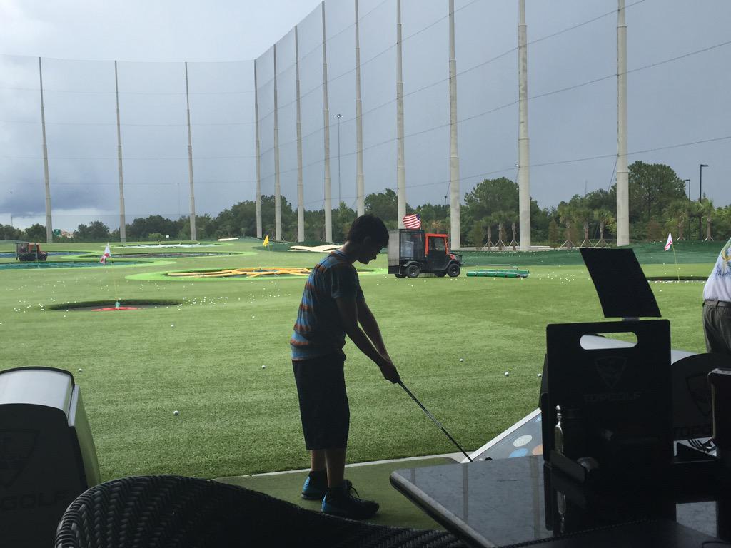 philwells65's tweet photo. @WalkerMiddleIB #wolvessummer15 #topgolfbrandon Kelly smackin'em good! http://t.co/9KKQio6NKk