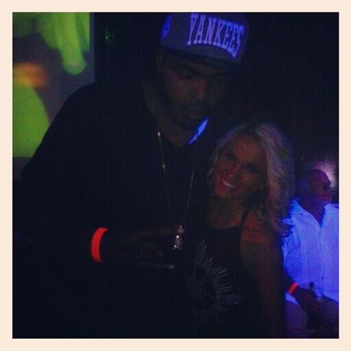 FlecGuapo's tweet photo. 20 Years of @BARCHARLOTTE ,Shoutouts to @LilBitSouth for holding it down with the pic one time last year #teamlilbit http://t.co/vlJPDqet1G