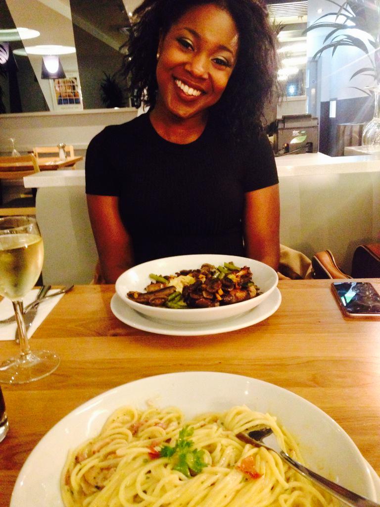 ThompsonJake_'s tweet photo. Dinner. http://t.co/7hiPnooaBo