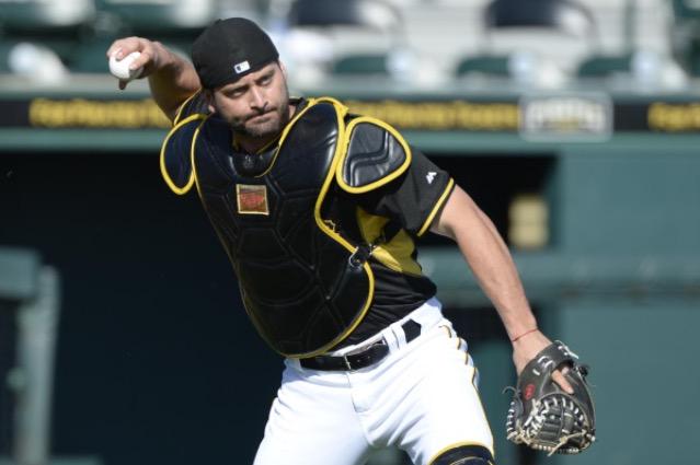baseballbackets's tweet image. Best mlb catcher
Round of 30

Rt for Tyler Flowers 
Fav for Francisco Cervelli