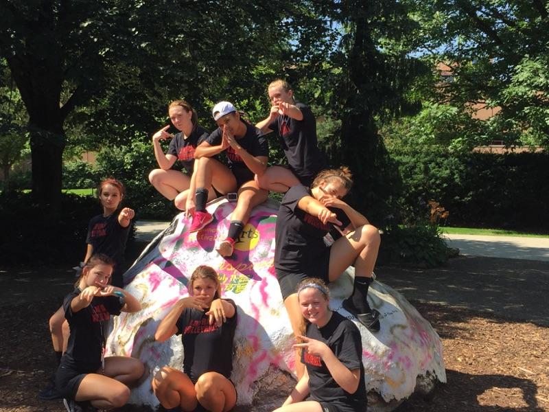 LaBraeVBall's tweet photo. Team camp shenanigans!!!
VIKES love Volleyball!!! 🐧
@YSUVolleyball #ysuvbtc2 #lvspikesquad http://t.co/4WiLlOSSC3
