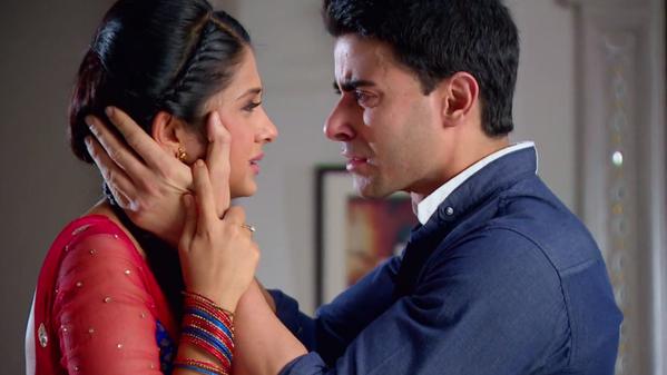 Karaleaaaa's tweet photo. " Tu bichdann.. Bichdann kehndi hai " -
" You say that we should get separated " #Bichdan #SaMud ๐ข๐ญ๐ญ๐ http://t.co/ZvluV529Nc