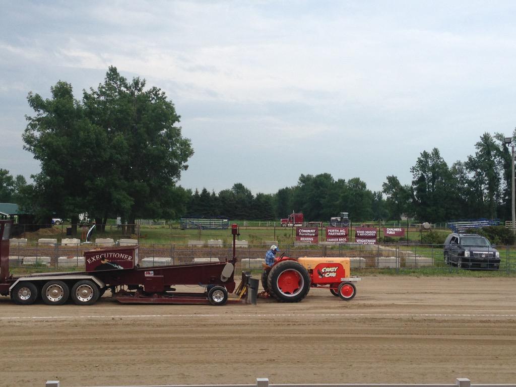AmandaBrodhagen's tweet photo. Come on out to watch the  @ListowelFair tractor pull. The food booth is open &amp; smells good. #listfair2015 #eatlocal http://t.co/zXs7cwR6M8