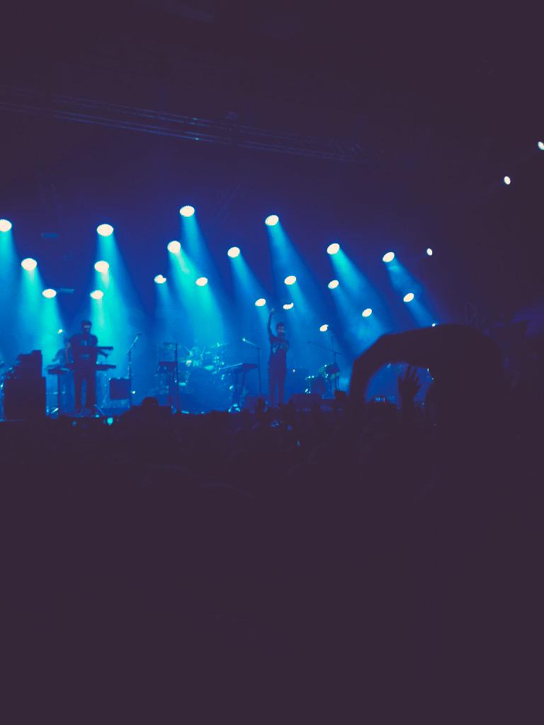 ZagrydaS's tweet photo. So so happy that I got to see Bastille play at #ilosaarirock 
#amazingset #bastille #ilosaari2015🎶✌🏼️ http://t.co/Lq8GGYTxdJ