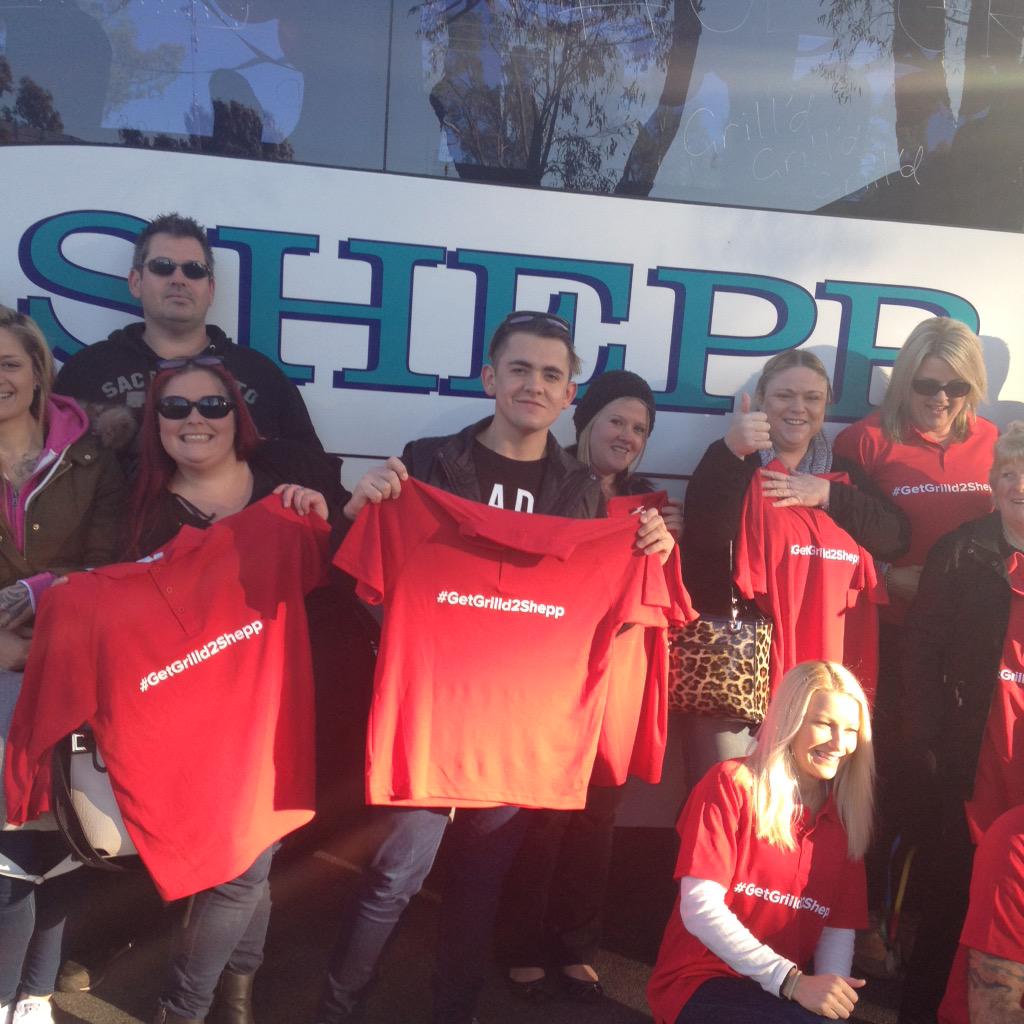 GetGrilld2Shepp's tweet photo. Onboard the #GetGrilld2Shepp Bus from #Shepparton to @GrilldBurgers Highpoint with #StarFM. We want Grill'd in Shepp! http://t.co/LTpEdBGoJ9