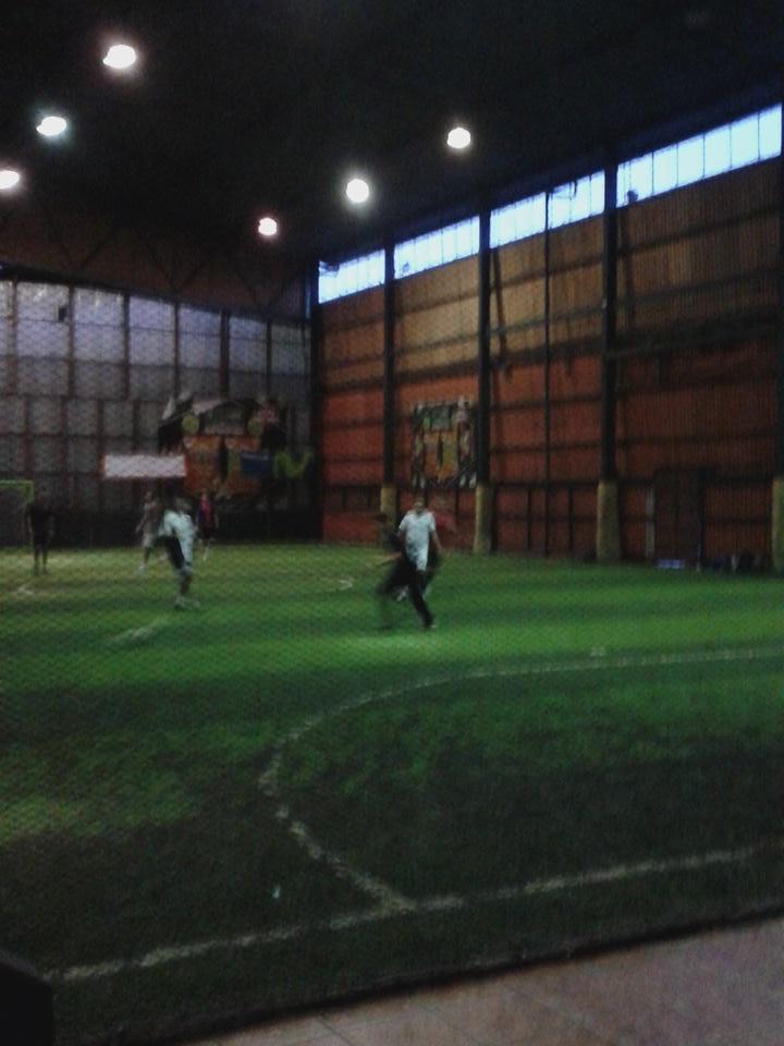 5EsquinasFC's tweet photo. A minutos del Primer encuentro http://t.co/m6Ib0YuufB