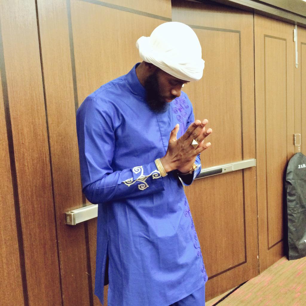 jewelzcombs's tweet photo. Congolese classic man 🇨🇩 http://t.co/08o4c90cKV