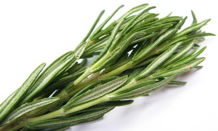 De olho no sódio! Quatro opções de tempero para substituir o sal. glo.bo/1Gsgxyi