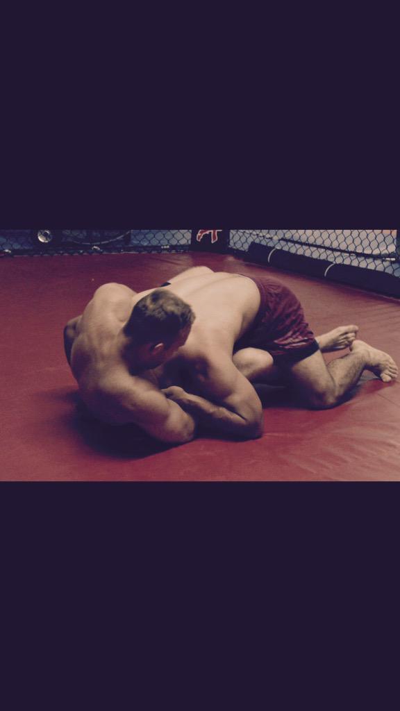 dteti84's tweet photo. It pays to be a winner #believethehype#ibelieveinbrycewayne#money#heretotakeover http://t.co/etwzpCuYPZ