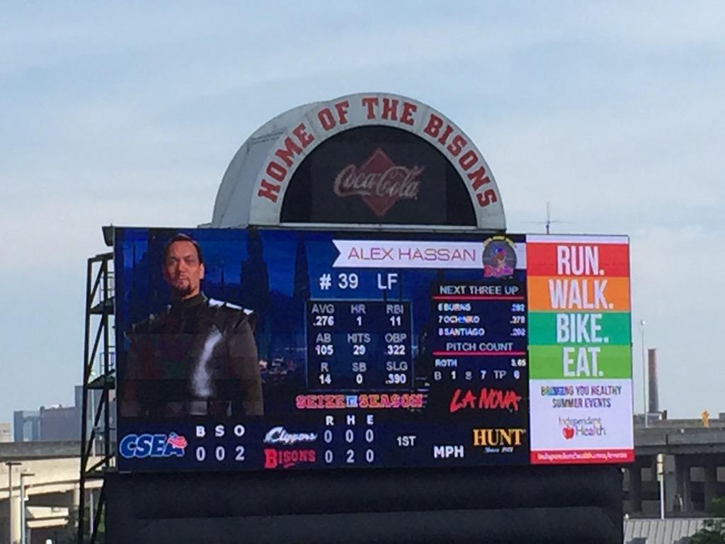 lakeeriemonster's tweet photo. .@StarWarsMinute well represented at @BuffaloBisons Star Wars Night.
#SpaceJimmySmits #LaserSwords #BisonsSWN http://t.co/Or3rIGSMLe