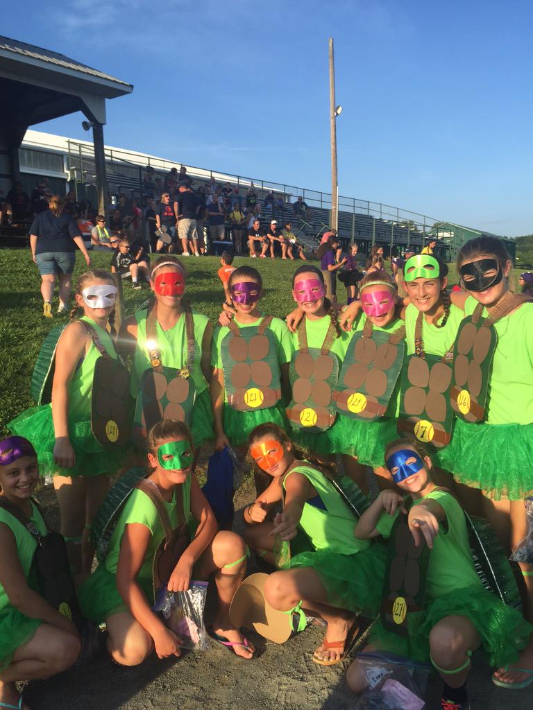 Amanda Knight tweet media