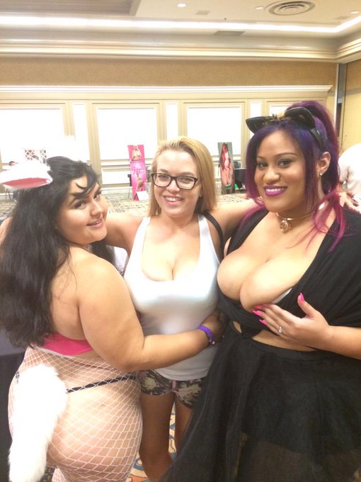 Take me back to last Saturday at @BBWCON ! @karlalanexxx @AshleyHeartXxX @kaceyparkerxxx #bbwcon #bbwcon2015<a class="tags" href="/tag/bbwcon">@bbwcon</a><a class="tags" target="_blank" title="On Twitter" href="/?out=eyJ0eXAiOiJKV1QiLCJhbGciOiJIUzUxMiJ9.eyJpYXQiOjE3MjI5Mzg4MTEsImlzcyI6InR3cG9ybnN0YXJzLmNvbSIsIm5iZiI6MTcyMjkzODgxMSwiZXhwIjoxNzU0NDc0ODExLCJyZWRpcmVjdF91cmwiOiJodHRwczovL3R3aXR0ZXIuY29tL2thcmxhbGFuZXh4eCJ9.ygj7UUBU7tngYVQmc-2Tdcw44TtHYdMori0Hw7ZXVJTHeMTGQhufu4De_5C6ln2POUtzazNaey56gpEc8OrKPg">@karlalanexxx</a><a href="/tag/vegas"class="tags"><span>#vegas</span></a><a href="/tag/bbwcon2015"class="tags"><span>#bbwcon2015</span></a><a href="/tag/bbwcon"class="tags"><span>#bbwcon</span></a>