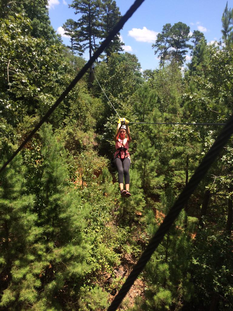 valvalpardo's tweet photo. Feeling adventurous 😝 http://t.co/niqHkfOlIn