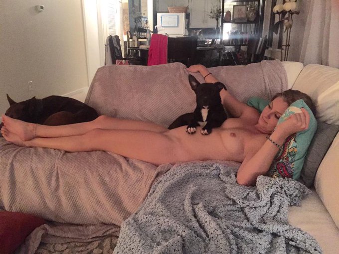 Naked movie cuddle night http://t.co/rp95nQzD46<a href="/tag/veronica_west"class="tags"><span>#veronica_west</span></a>