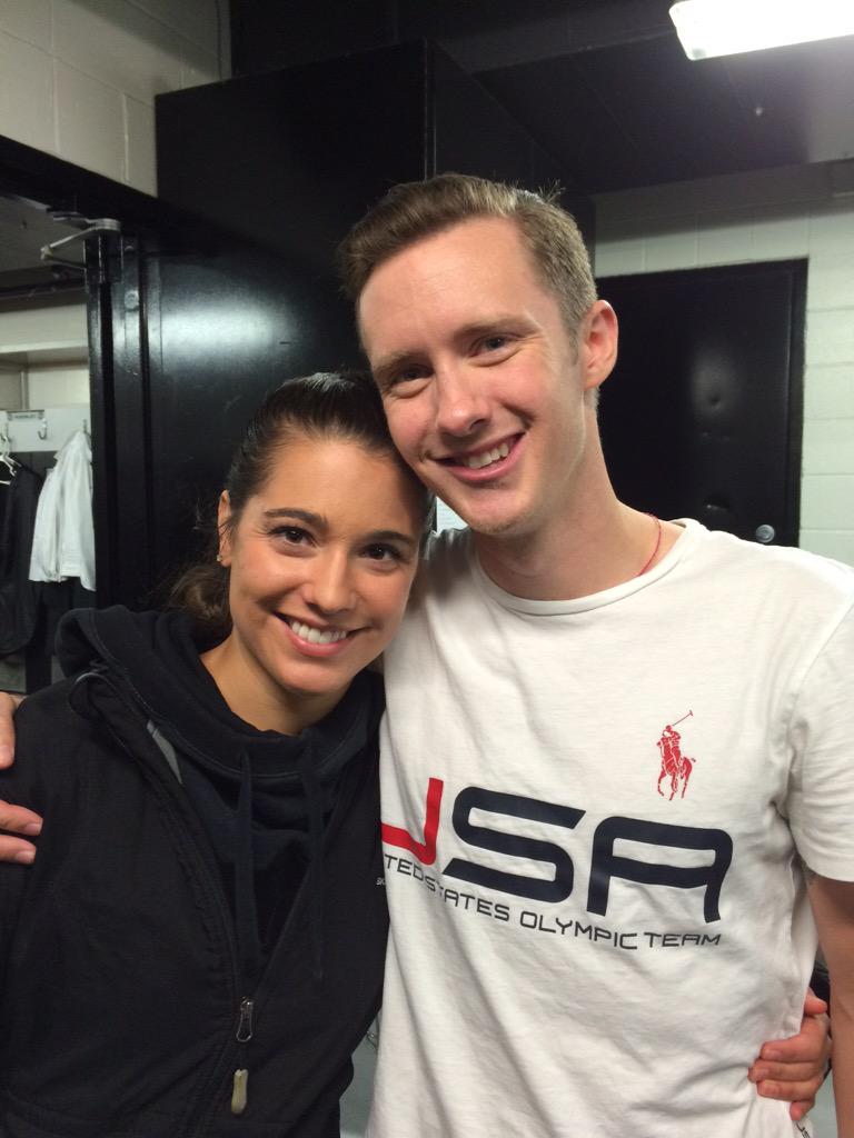 AnEveningonIce's tweet photo. @jeremyabbottpcf &amp; Alissa locker room pre-show #AnEveningOnIce http://t.co/Of4xKLKSsI