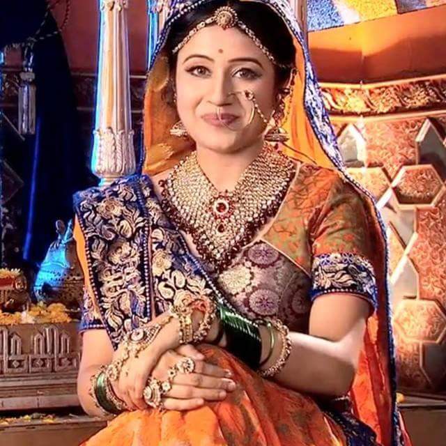 FcParidhiSharma's tweet photo. #GoodMorning to all #Parilovers 😙 #worldwide #keepsmiling #ParidhiSharma #Wattagirl #juiceorange http://t.co/Y0B9z82VjP