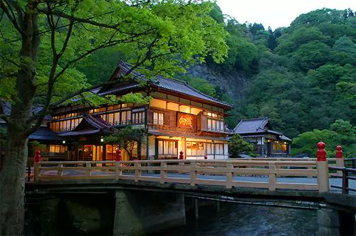 Aizu Wakamatsu Traditional accomodations
Go to Fukushima!
a.r10.to/h1BXCJ