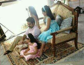 worldNTRfans's tweet photo. #RarePic NTR with Cute kids During #MalbarGold Add @tarak9999 ❤ ❤ ❤ http://t.co/2JdT6bfeJ9