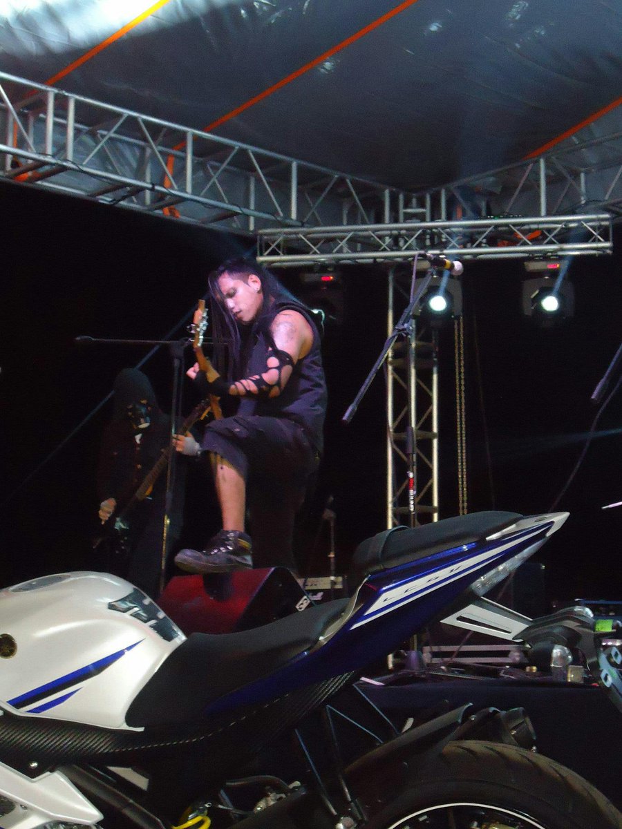 NECROFILIAMX's tweet photo. Esto fue en el festival MOTOFEST Tampico 2015, en los terrenos de la feria!!! Yeah!!! /,,/, http://t.co/MYrCmgsHRs