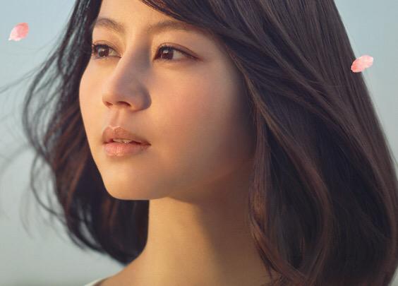 Chisami 堀北真希ちゃん いち髪cm ８月から楽しみです 妻と飛んだ特攻兵 最新の素敵で可愛い真希ちゃん 楽しみですね 皆さん 午後も頑張っていきましょう 真希ちゃん皆さん Http T Co Dykuxdzvrs Twitter