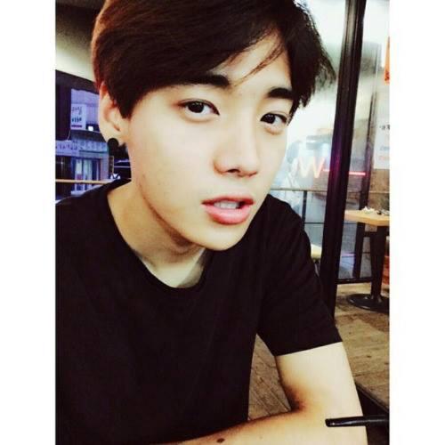 PABOEUNMOOK's tweet photo. แม่งเอ้ยยอมมมมม😂😂😂 #SMTM4 #원 #재원 http://t.co/OcgcBFdGVC