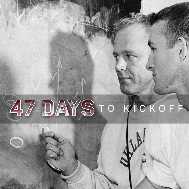 ESPNCFB's tweet photo. 47 Days to Kickoff: OU won 47 games in a row from 1953-57, including back-to-back national titles in 1955-56. http://t.co/3HfnXniCbx