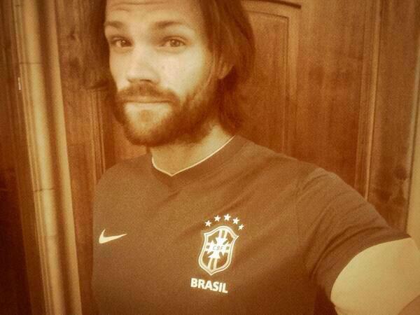  Hey Jared Padalecki, HAPPY BIRTHDAY   I love you so much     