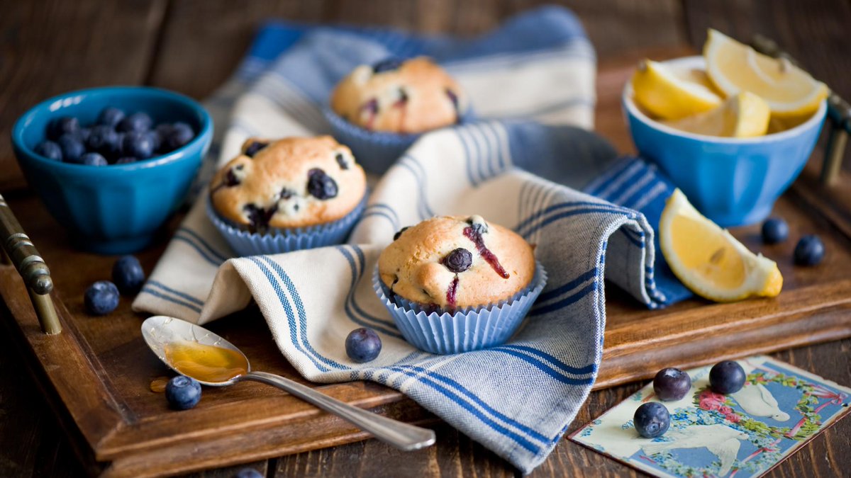 HavenOrchards's tweet photo. #havenorchards #another #cupcake #week http://t.co/1lDsS3hiRr