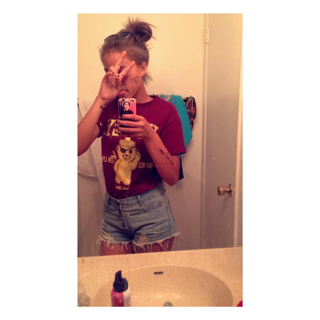 MariahCarroll6's tweet photo. FT ME STEVEN 9092624447 #facetimemesteven @StevenFhoney http://t.co/P7Bc6bEpyQ