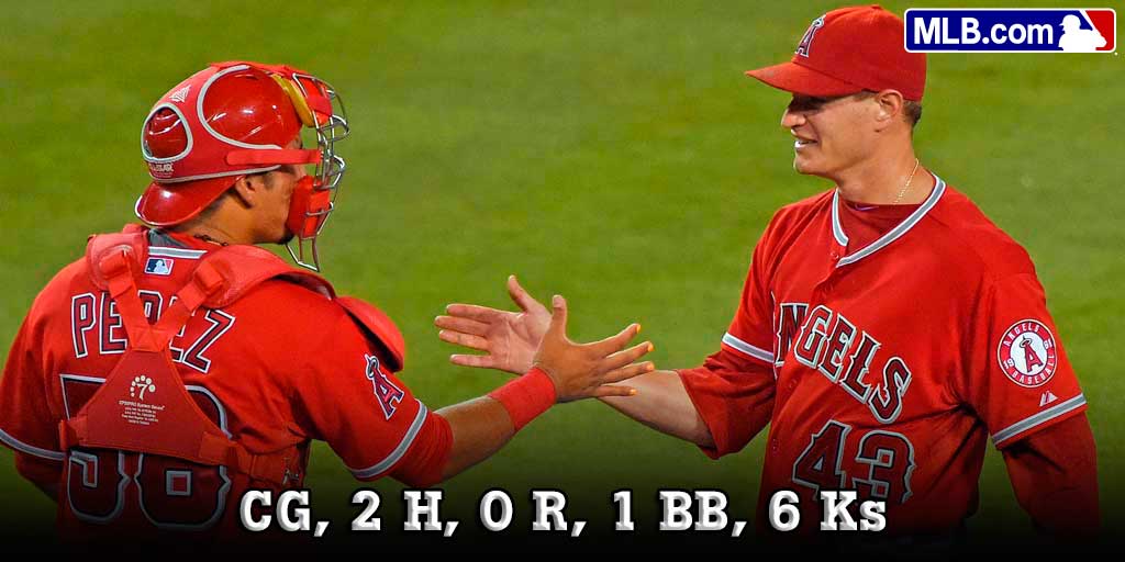 MLB's tweet image. .@GRICHARDS26’s got the first-place @Angels right where they want to be. atmlb.com/1CJibAJ @HeadShoulders #Whiff