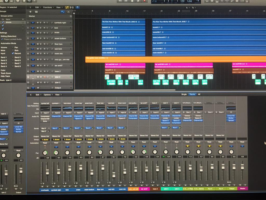 ShinfoTheBand's tweet photo. Holy fuck y'all after one whole stupid year we finally put the final touches on our full length album. Party Knight http://t.co/hpKXd4hjIG