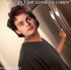 Cliffordbatch's tweet photo. http://t.co/xR2OkZmPjW Seen on Fahlo: Mikey... There is no spoon http://t.co/6TKFDIJs2Y