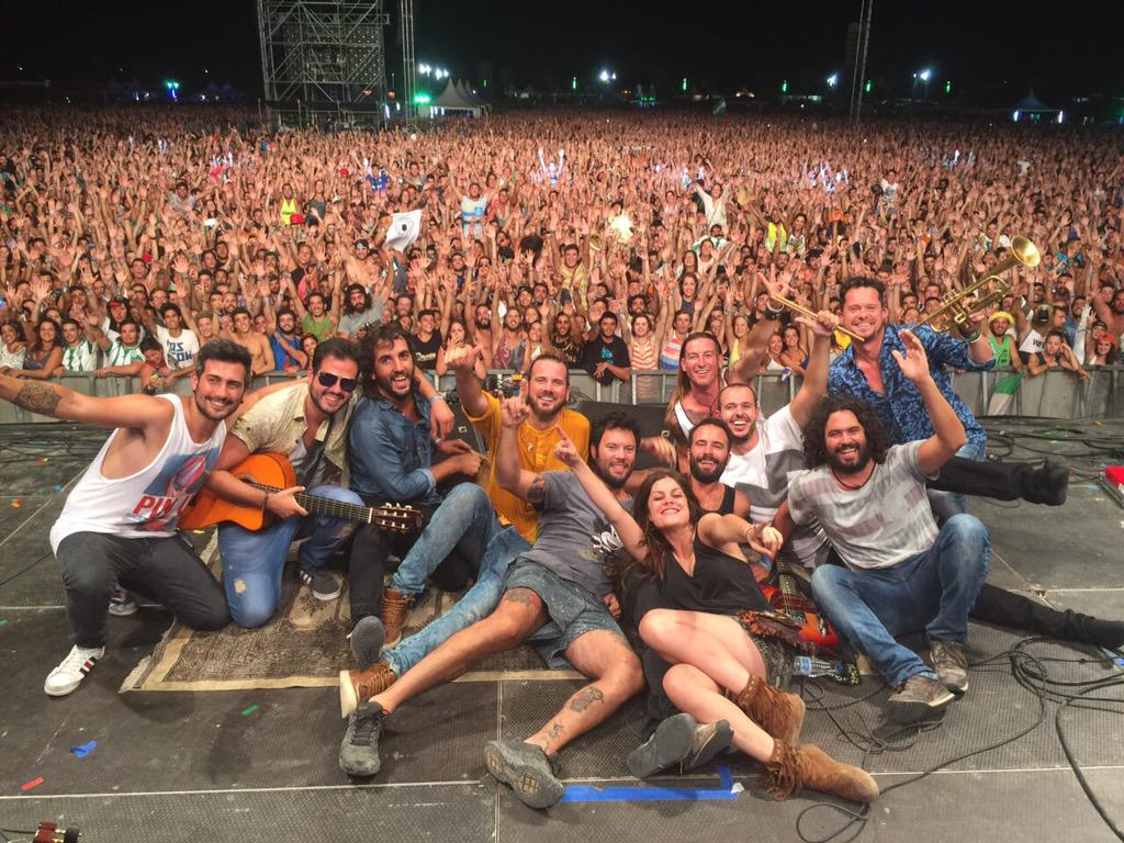ElCanijodeJerez's tweet photo. En nuestra memoria eterna quedará @AlrumboFestival 2015. Llevamos las pilas cargadas y el espíritu joven. GRACIAS!! http://t.co/um1Wim2IRP
