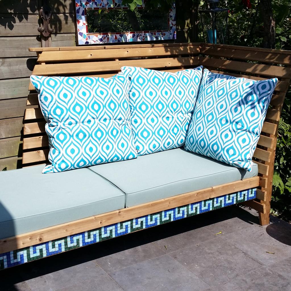 perfect_pillows's tweet photo. #kussensopmaat #perfectpillows #relax #tuin http://t.co/OEhxnZP9Uh