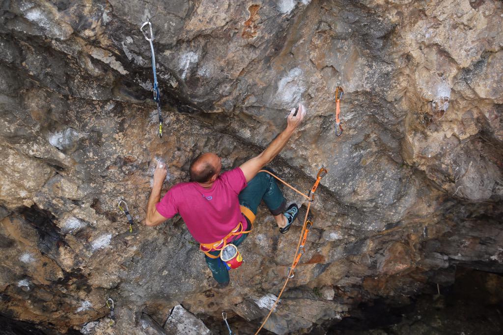 climbergav's tweet photo. Me on my way to climbing Helvetia 8b+ #backonit http://t.co/ifDHUJdh7Y