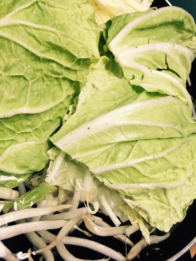 キャベツの黒い点々 斑点はカビ 食べられる 発生原因や腐敗との違いを紹介 ちそう