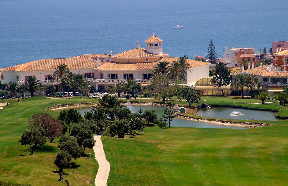 DuquesaPuerto's tweet photo. Sabias que La Duquesa Golf fue diseñado por Robert Trent Jones? http://t.co/ZKJjm8QrUY