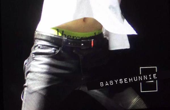 baekysoo's tweet photo. Fansites never failed to take of this #EXOluXioninBeijing

Sehun's underwear too hot lol http://t.co/nXDnT6Uzop