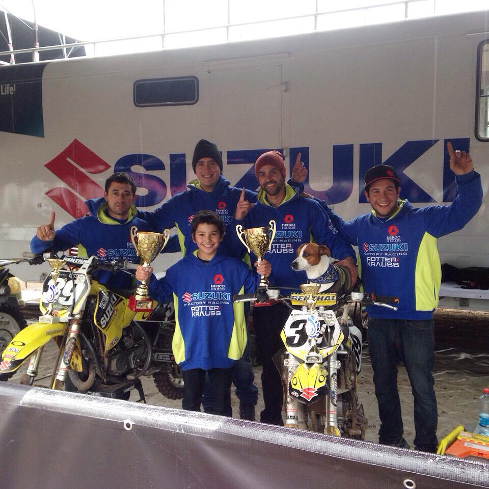 benjagarib39's tweet photo. 1º lugar en el campeonato de apertura en la 65cc y 85cc!!@Suzukiracingcl @rotterykraussCL @dercomotos http://t.co/tkerN3AN7w
