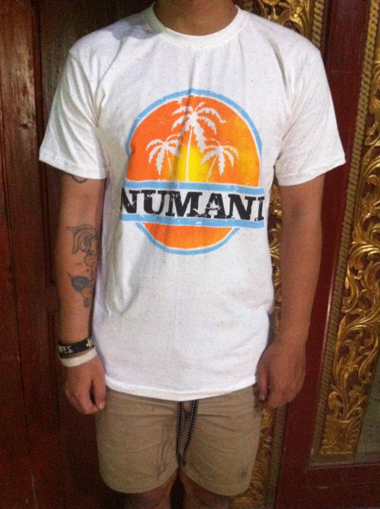 NUMANI_ind's tweet image. first catalogue
Numani Beach
cotton bamboo
discharge ink
price : 150k