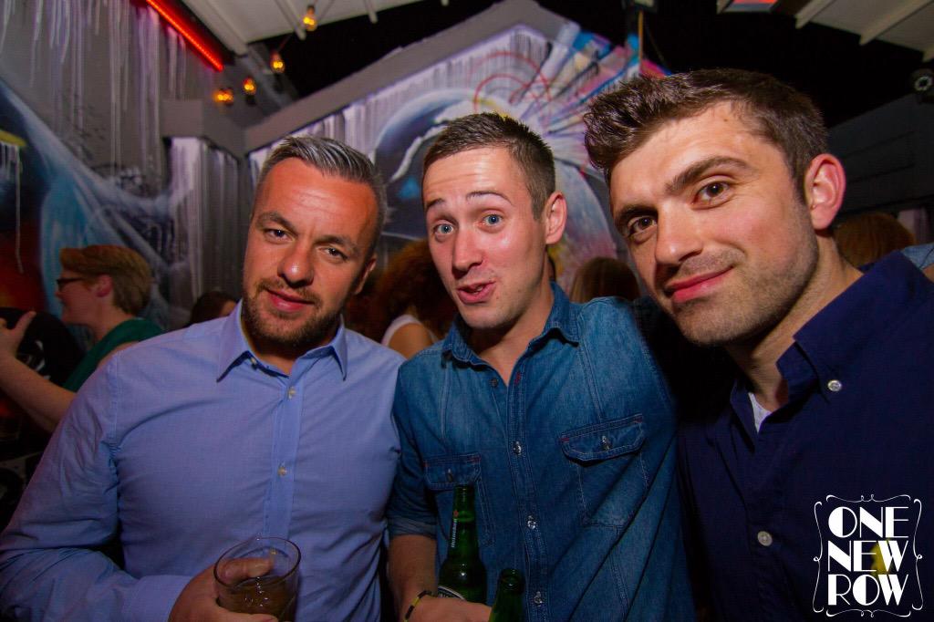 1NewRow's tweet image. 