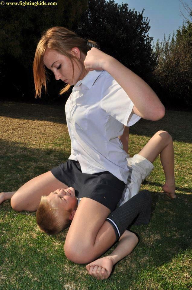 Schoolgirl pee gay throat
