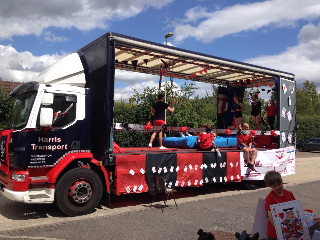 Starlight T&G Club tweet media