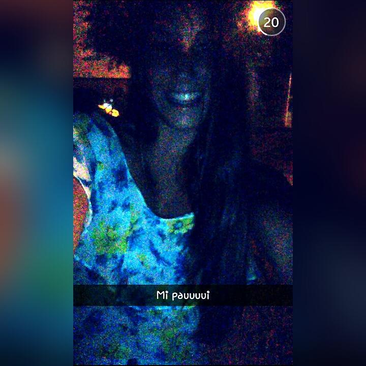 TovalPaula98's tweet photo. Todo muy casual #ponmeunvozxaconlimon #lanocheesnuestra #estoacabadeempezar http://t.co/FB8Yg1koRJ