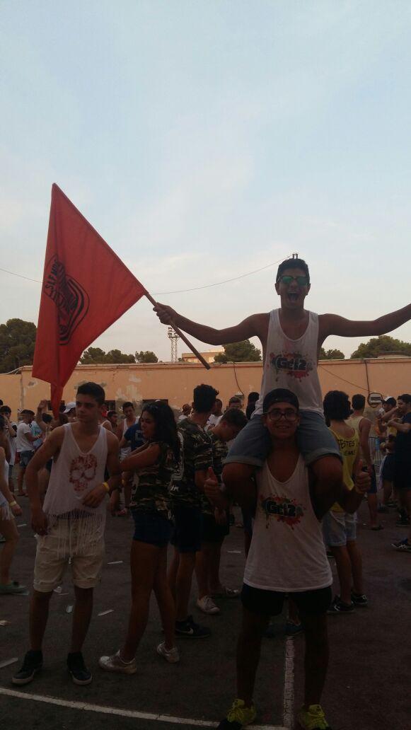 Daniel99rios's tweet photo. El 18 se liaba.. y se liooooooooo @el18selia http://t.co/mA1M3dMDSL